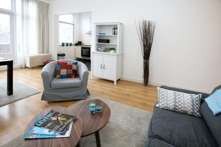 Licht gemeubileerd appartement nabij strand in Scheveningen - Afbeelding 1