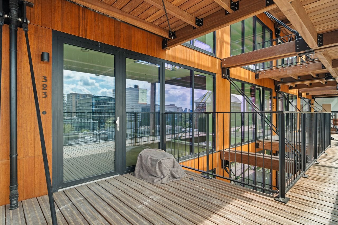 Energy-efficient apartment with south-facing balcony - Image 26
