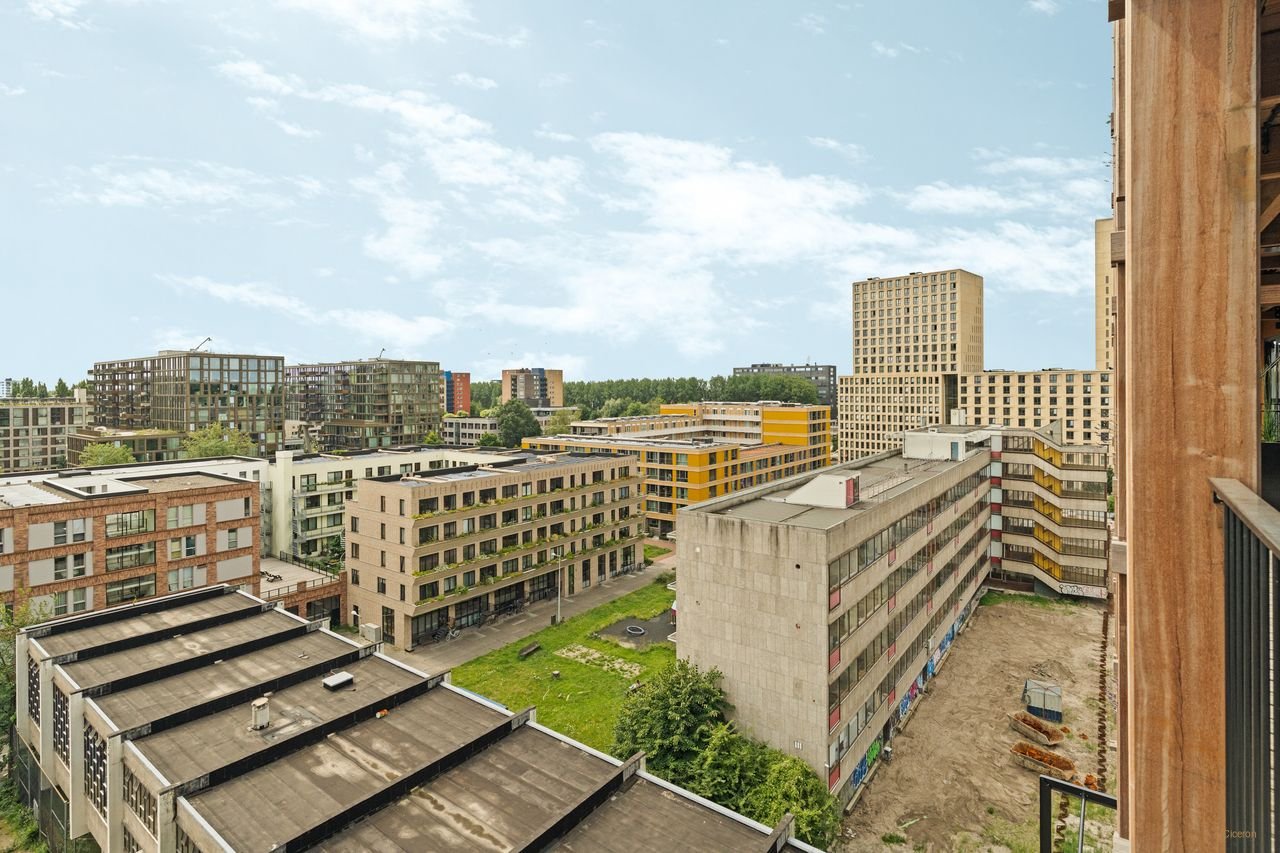 Energy-efficient apartment with south-facing balcony - Image 31