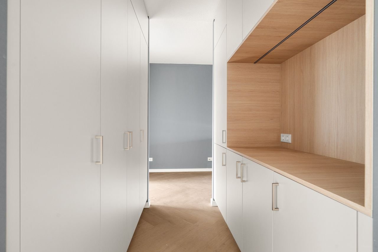 Energy-efficient apartment with south-facing balcony - Image 21