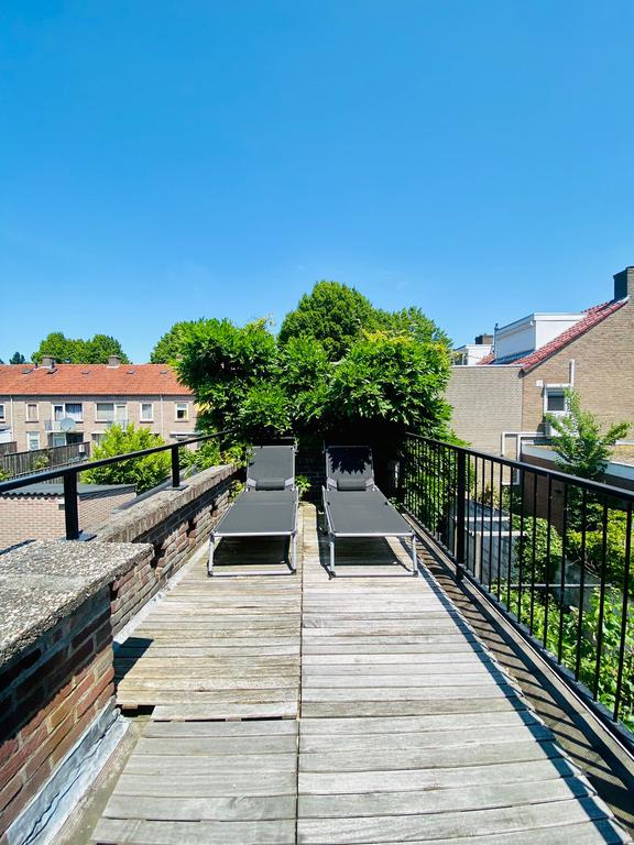Unfurnished family home with garden - Image 14