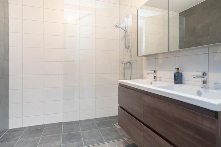 3-kamer appartement met eigen parking - Afbeelding 22