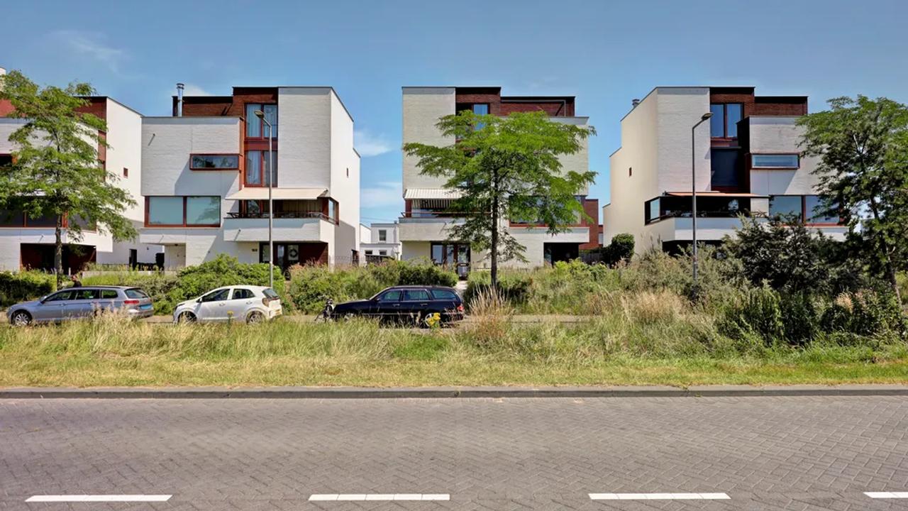 5-bedroom house on the Zevenhuizerplas - Image 10
