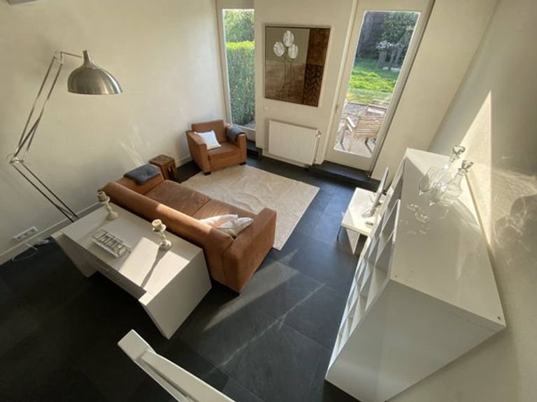 Furnished farmhouse with terrace - Image 1