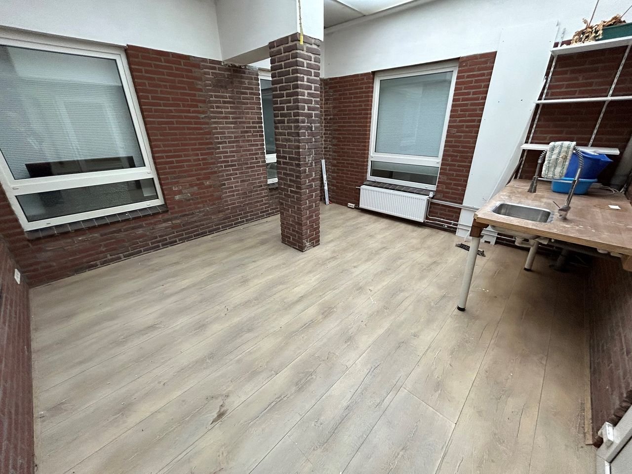 Spacious apartment with parking space in Kerkrade - Image 12