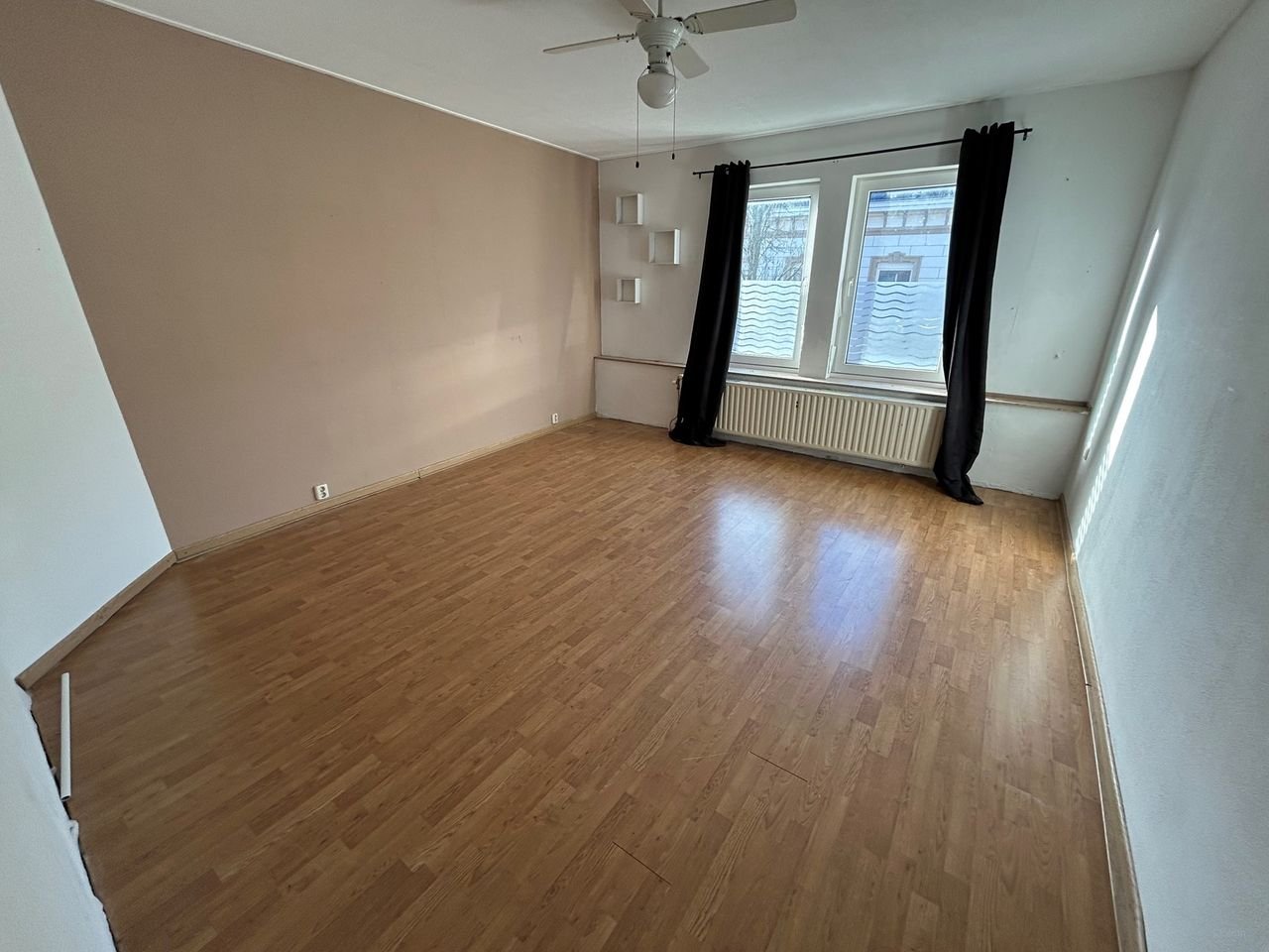 Spacious apartment with parking space in Kerkrade - Image 10