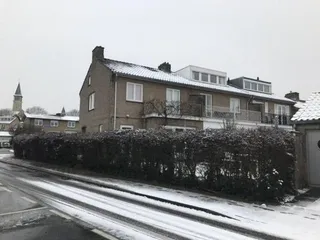 Corner house with garden in Biesland