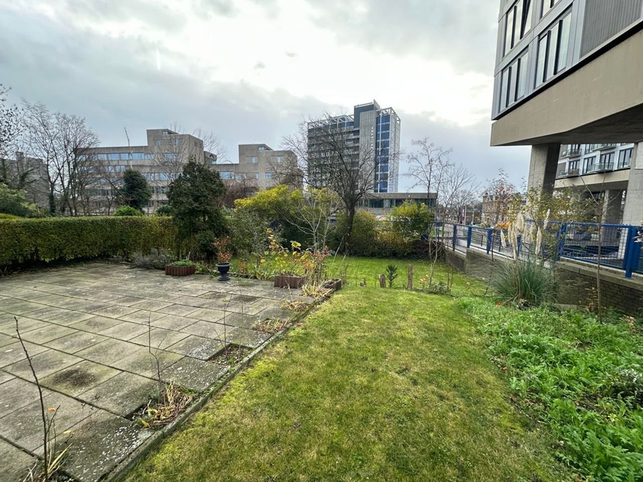 4-room apartment with deep garden - Image 19