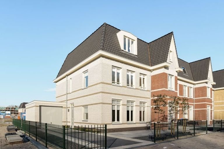 Modern herenhuis met garage en A+ label - Afbeelding 38