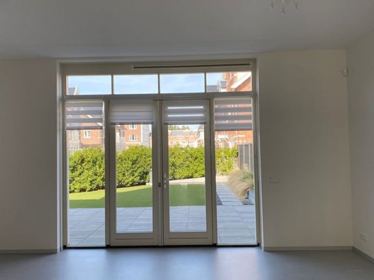 Modern herenhuis met garage en A+ label - Afbeelding 12