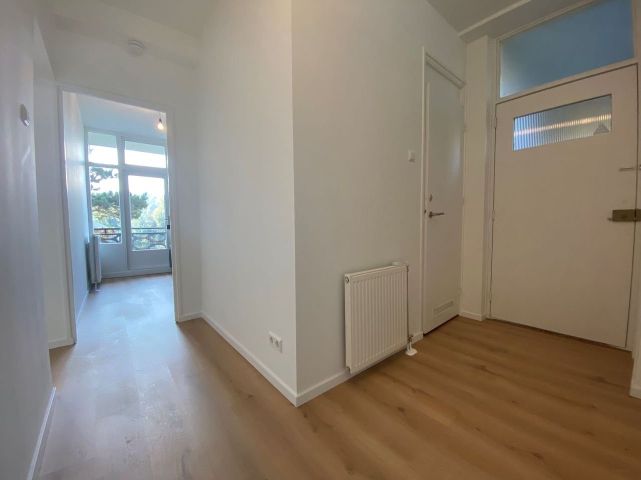 Renovated 2-bedroom apartment with three balconies - Image 4