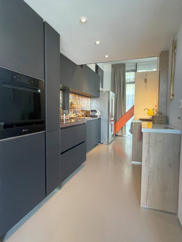92 m² appartement met balkon op Katendrecht - Afbeelding 2