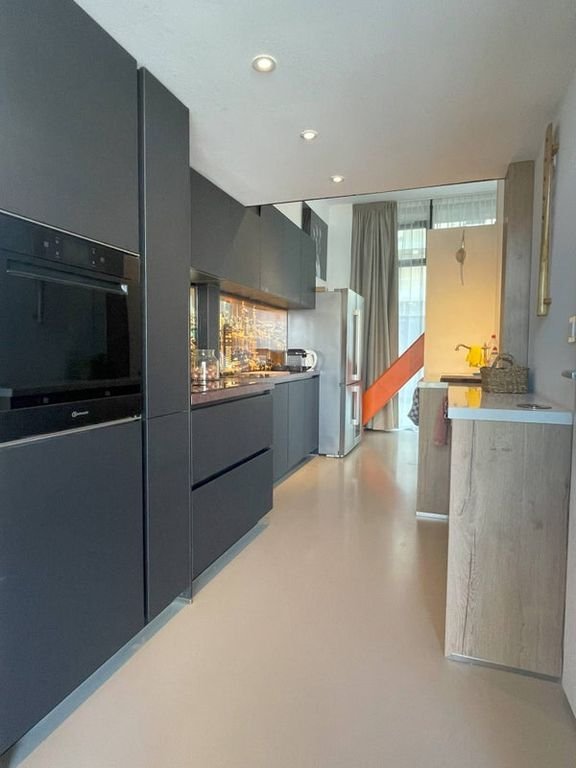 Gemeubileerd 3-kamerappartement met uitzicht - Afbeelding 6