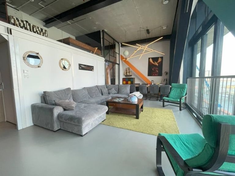 Gemeubileerd 3-kamerappartement met uitzicht - Afbeelding 4