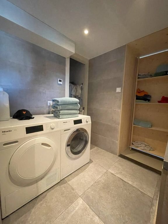 Gemeubileerd 3-kamerappartement met uitzicht - Afbeelding 17
