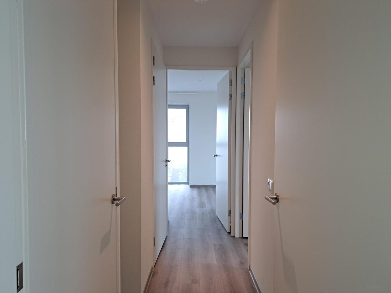 Licht 3-kamerappartement met terras in Noord - Afbeelding 4