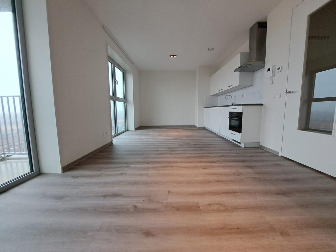 Licht 3-kamerappartement met terras in Noord - Afbeelding 7