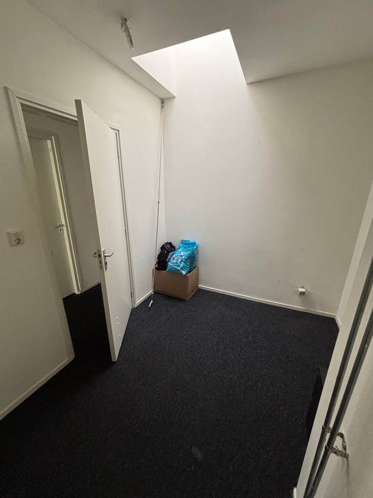 Kamer met grote woonkamer in centrum Groningen - Afbeelding 3