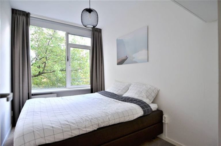 Licht appartement met twee balkons in Buitenveldert - Afbeelding 34