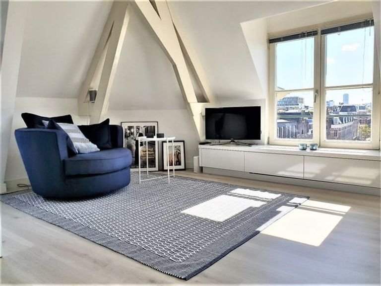 Lichte studio met dakterras bij de Amstel - Afbeelding 13