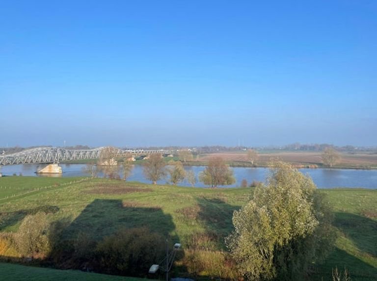 Gerenoveerd appartement met Maas-uitzicht - Afbeelding 10