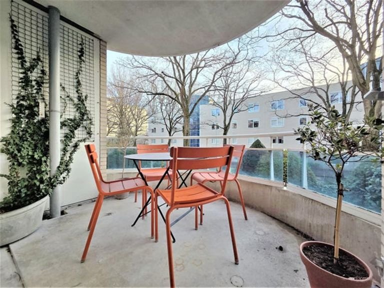 Riant appartement (101 m²) met lift - Afbeelding 2