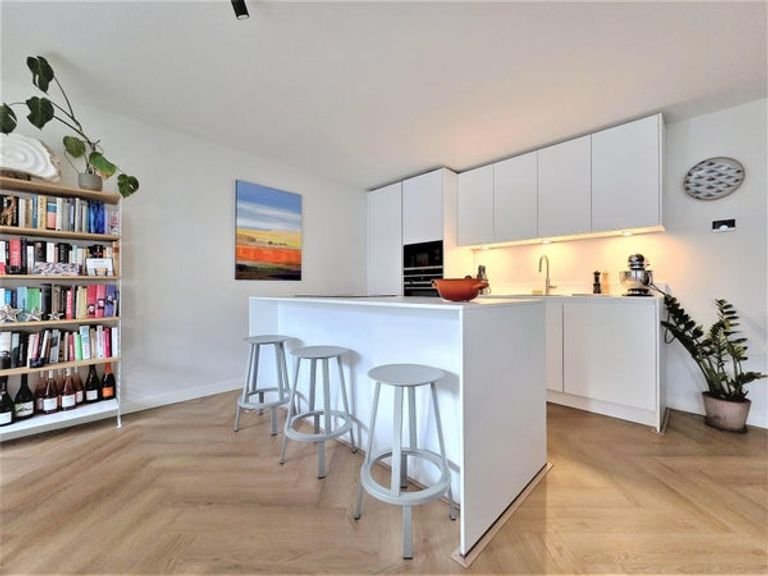 Riant appartement (101 m²) met lift - Afbeelding 7