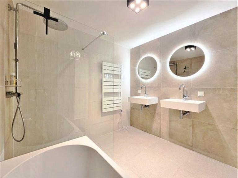 Riant appartement (101 m²) met lift - Afbeelding 27