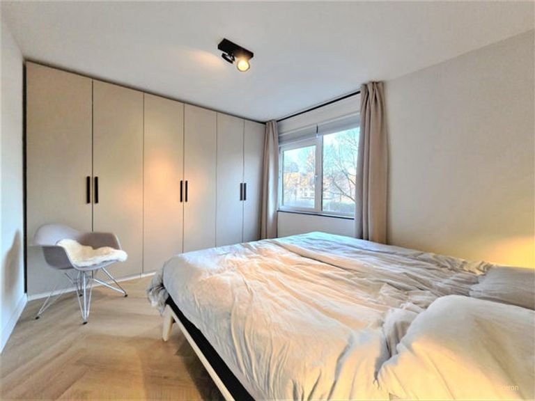 Riant appartement (101 m²) met lift - Afbeelding 23