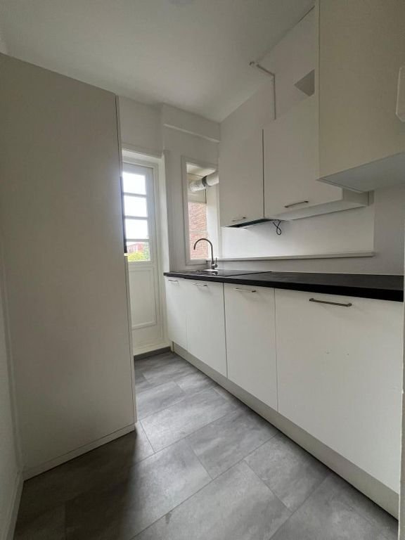 Kamer met balkon aan Bernoulliplein - Afbeelding 5