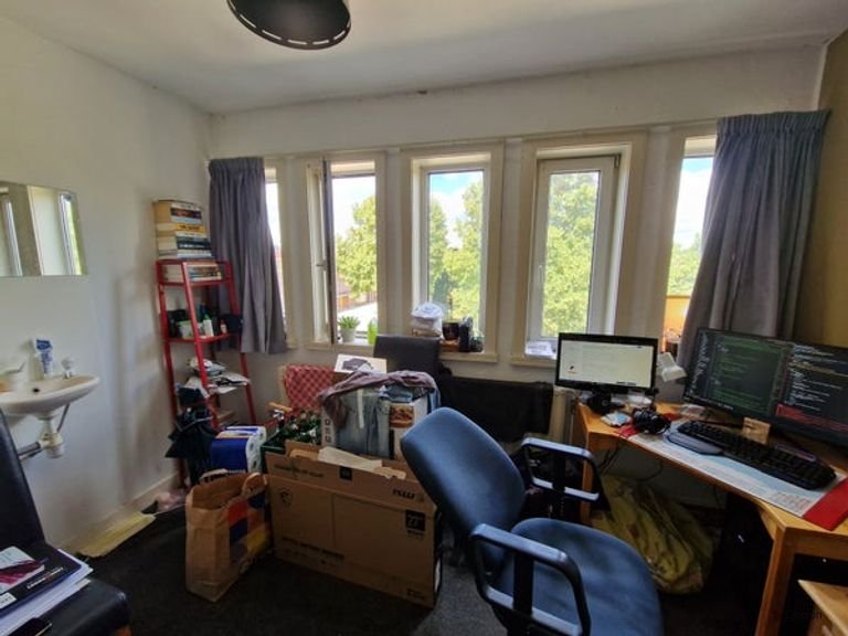 Kamer met wastafel aan Bernoulliplein - Afbeelding 5