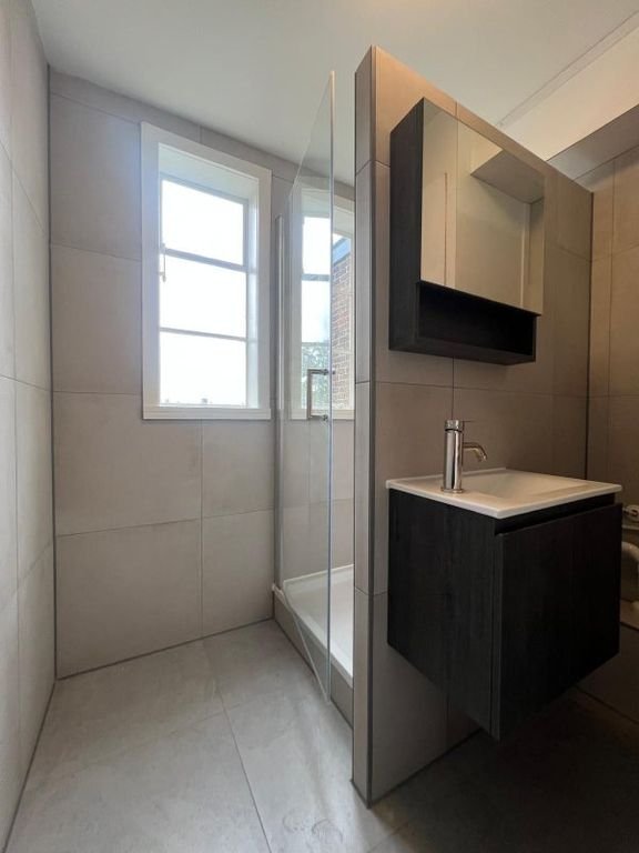 Kamer met balkon aan Bernoulliplein - Afbeelding 6