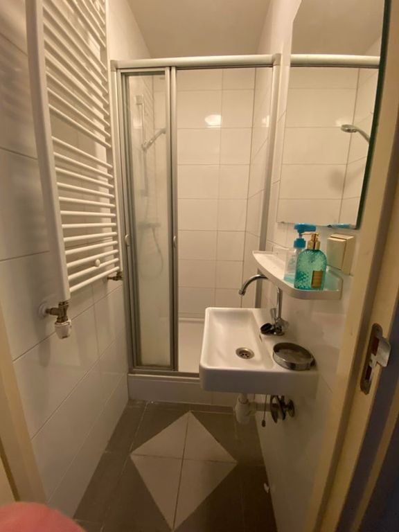 Lichte kamer met eigen keuken in Centrum - Afbeelding 7