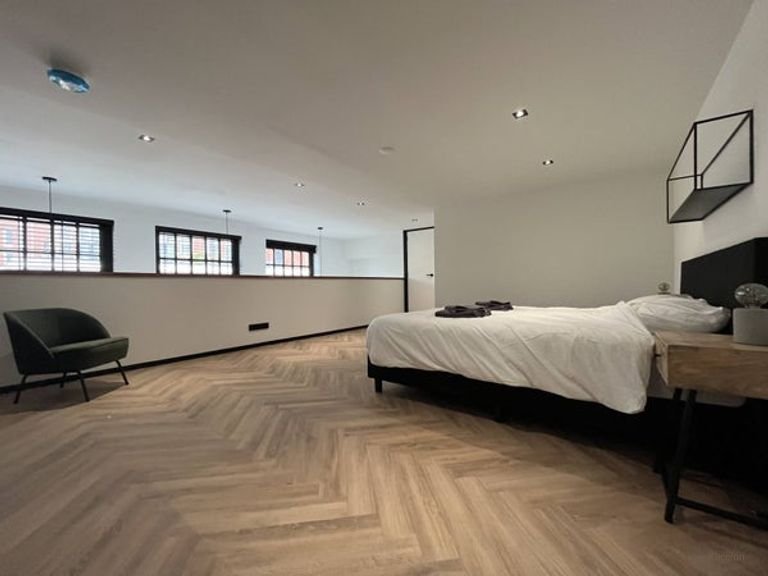 Furnished 95 m2 loft in Schildersbuurt - Image 8
