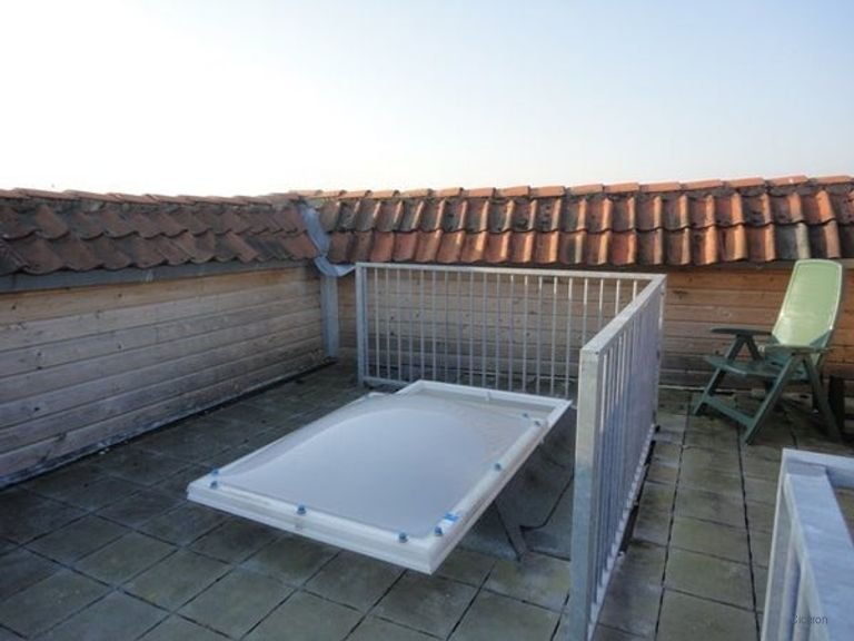 Spacious apartment in a monumental building - Image 15