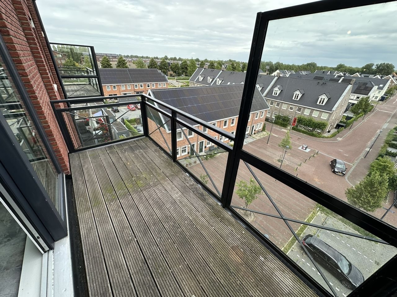 Luxury 2-bedroom apartment in Floriande - Image 18