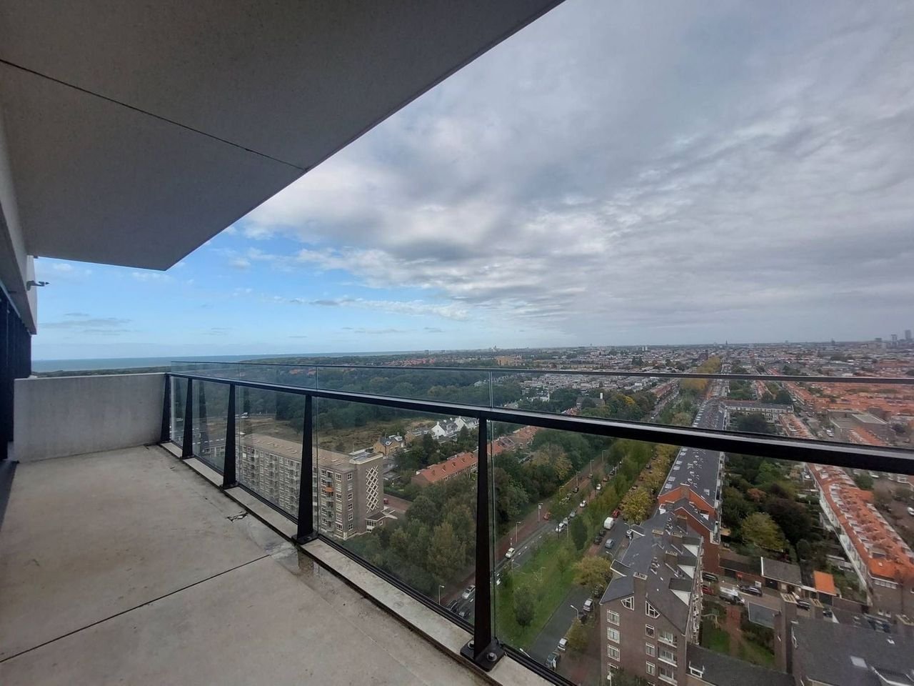 Wonen op de 18e etage met zeezicht - Afbeelding 2