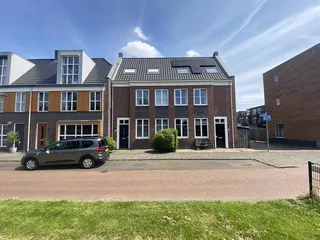 Spacious family home in Nieuw-Oosteinde