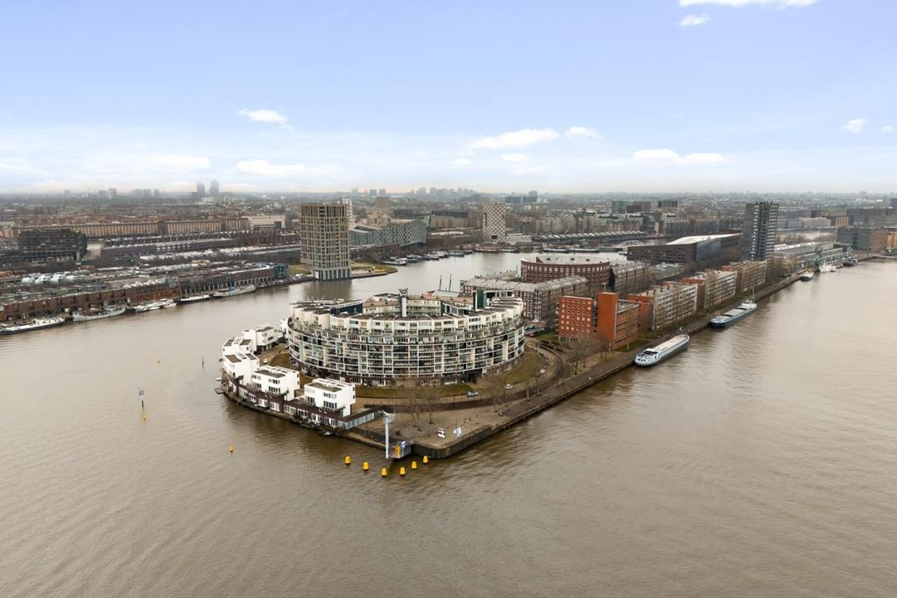 Licht appartement met uitzicht op 't IJ - Afbeelding 4