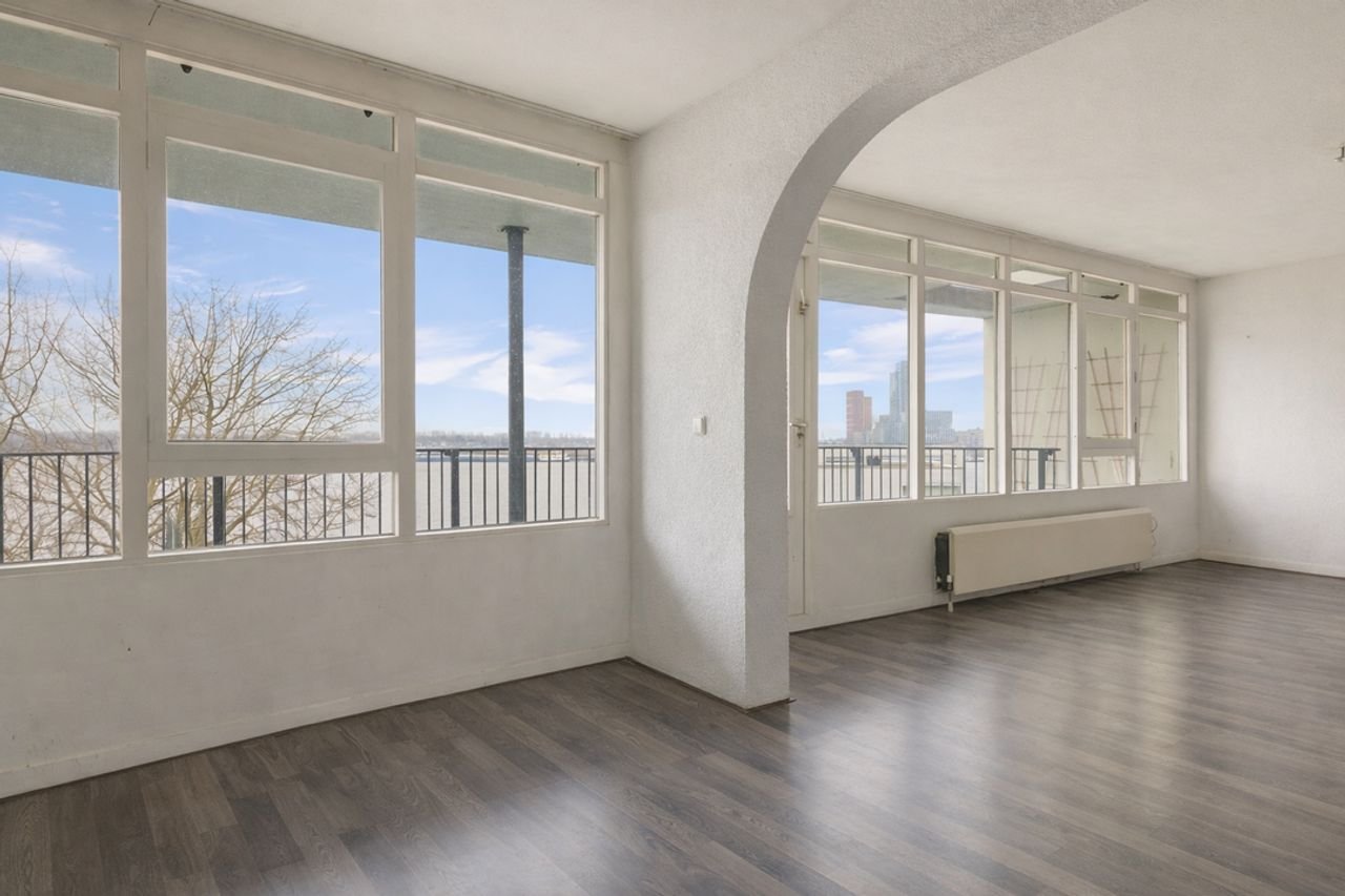 Licht appartement met uitzicht op 't IJ - Afbeelding 11