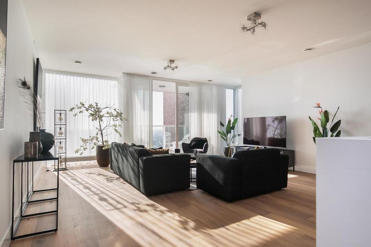 130 m² op de 13e verdieping in Galgenwaard - Afbeelding 1