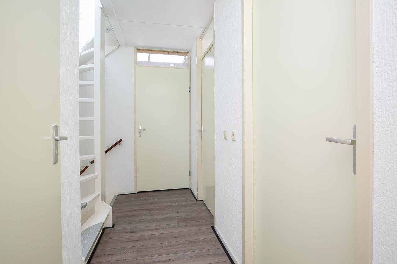 Gemeubileerd huis met zonnige tuin - Afbeelding 14