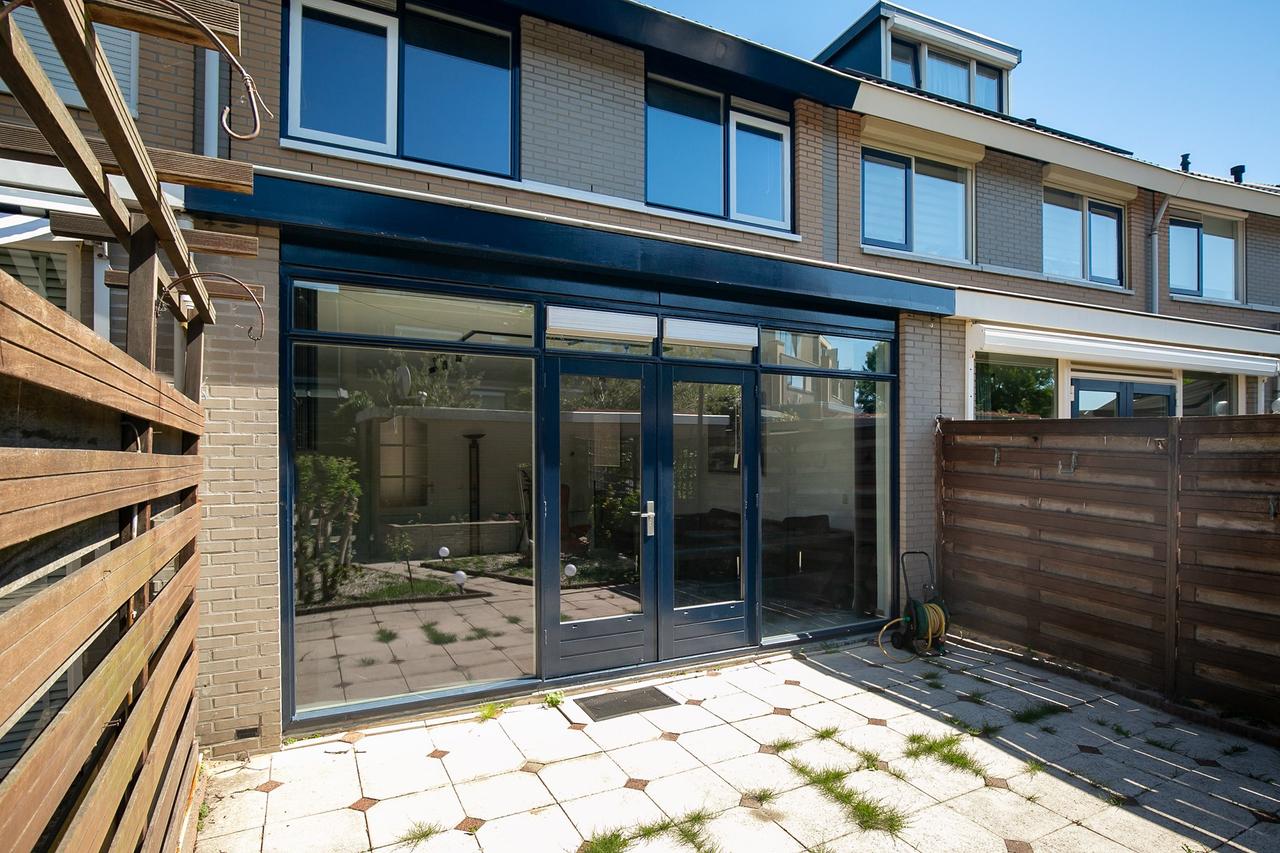 Gemeubileerd huis met zonnige tuin - Afbeelding 23
