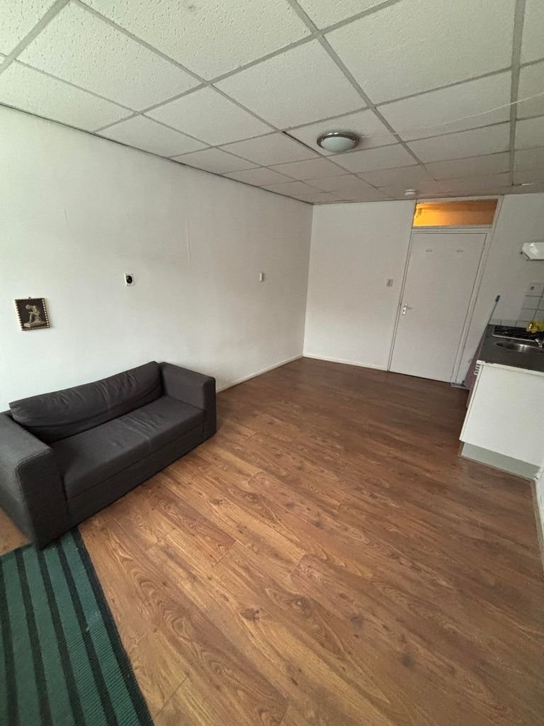 Kamer met eigen keuken in Grunobuurt - Afbeelding 2