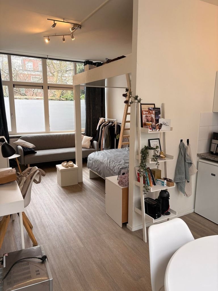 Kamer met eigen keuken in monumentaal pand - Afbeelding 3