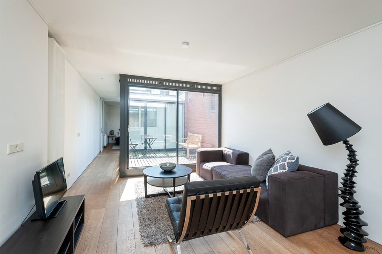 120m² living space in the heart of Arnhem with garage - Image 1