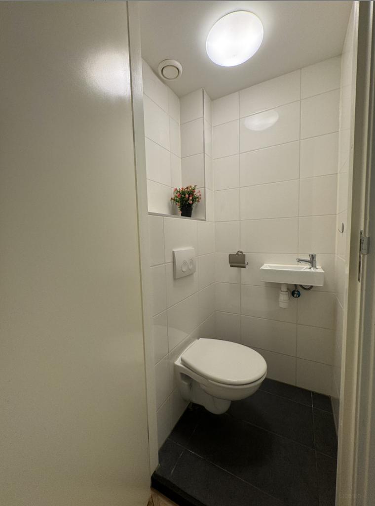 Furnished short-stay home on Middellandplein - Image 3