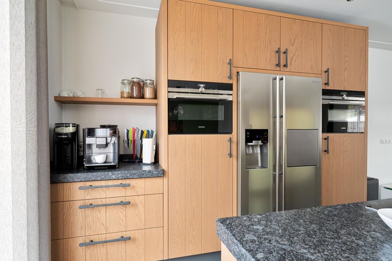 Luxe woning met sauna en buitenbar - Afbeelding 4