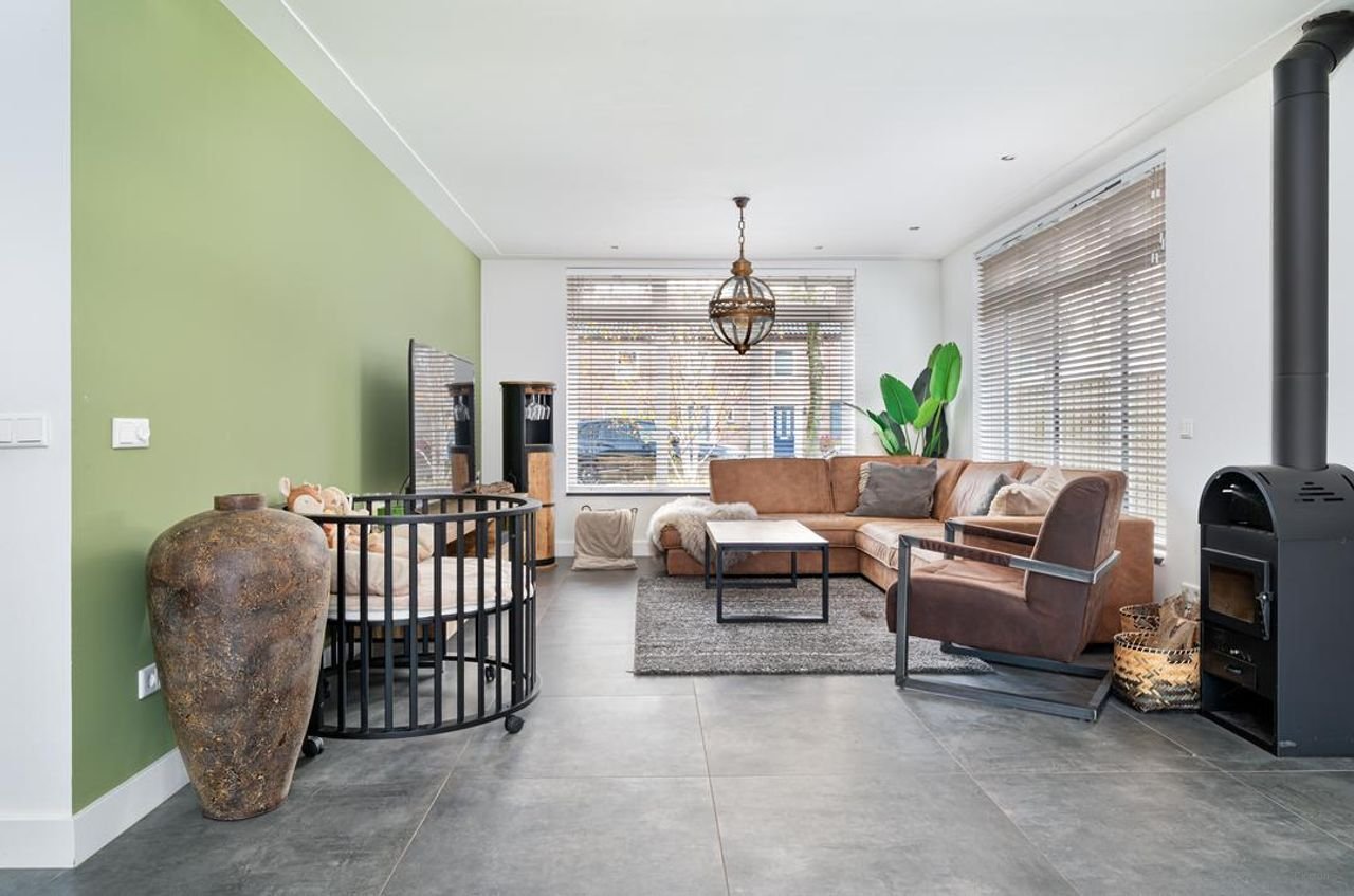 Luxe woning met sauna en buitenbar - Afbeelding 8