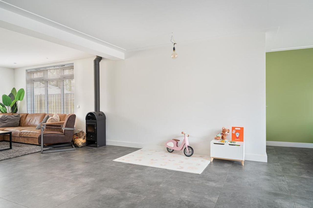 Luxe woning met sauna en buitenbar - Afbeelding 11